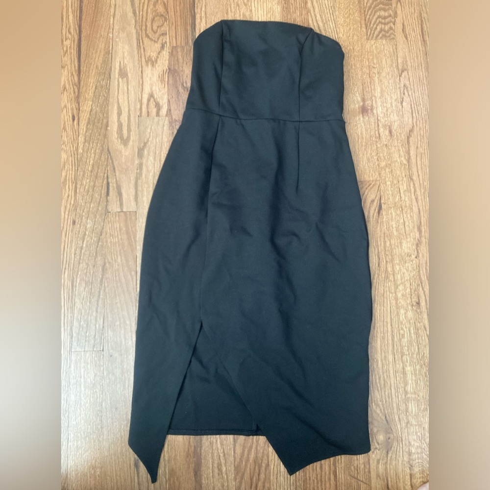 Black strapless Lulu’s dress